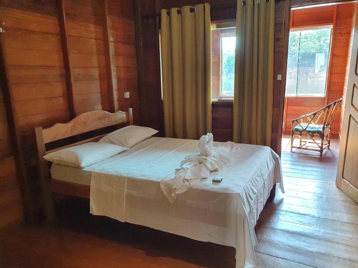 Amazon Arowana Lodge Careiro Eksteriør billede