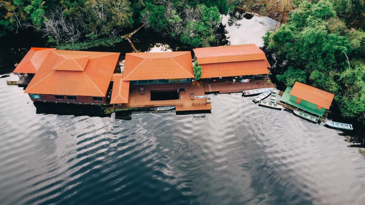 Amazon Arowana Lodge Careiro Eksteriør billede