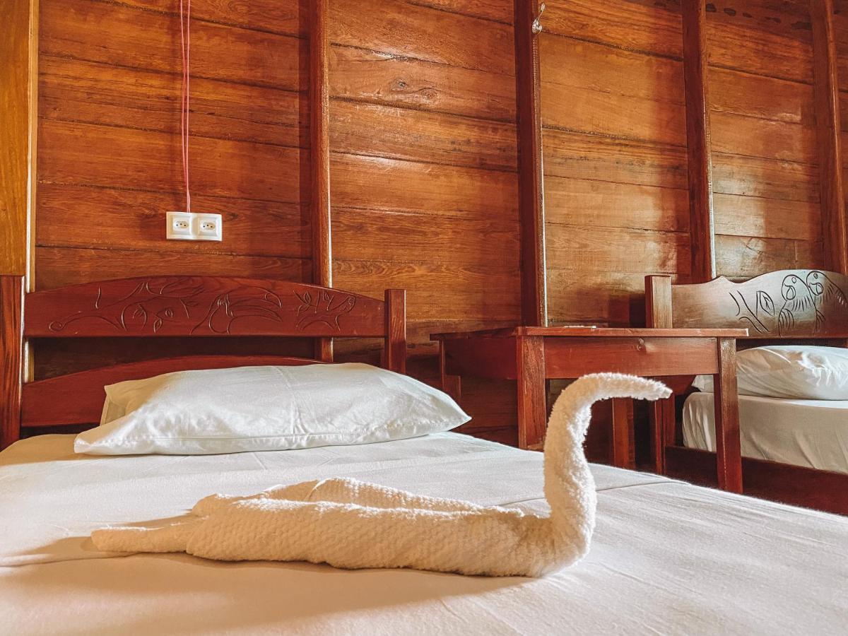 Amazon Arowana Lodge Careiro Eksteriør billede