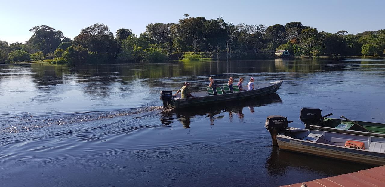 Amazon Arowana Lodge Careiro Eksteriør billede